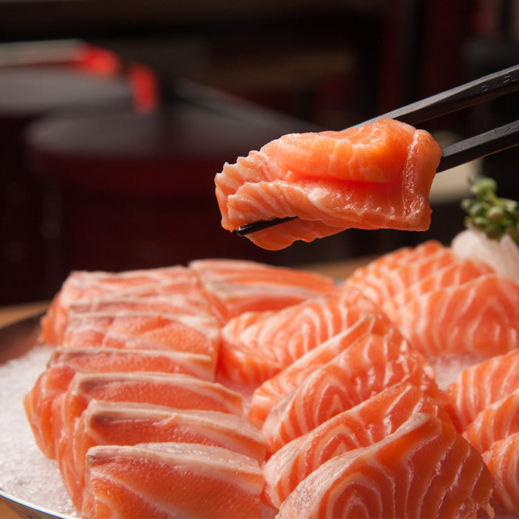 Sliced fresh Atlantic salmon sashimi